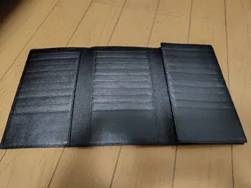 블랙 가죽 장지갑