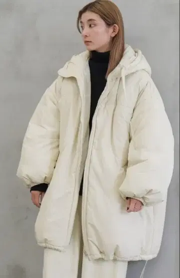 SELECT MOCA 몬스터 다운 코트