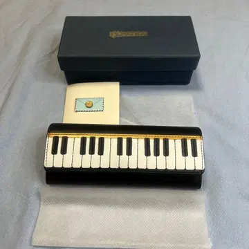 Rosier 로지에 피아노 패턴 안경 케이스 미사용