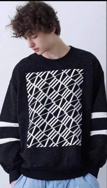 샤리프 SHAREEF 풀오버 트레이닝복 상의