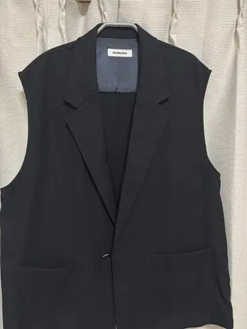 몽키타임 블랙 베스트