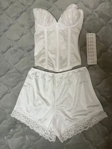 브라이덜 뷔스티에 패드 플레어 팬츠 조정 후크