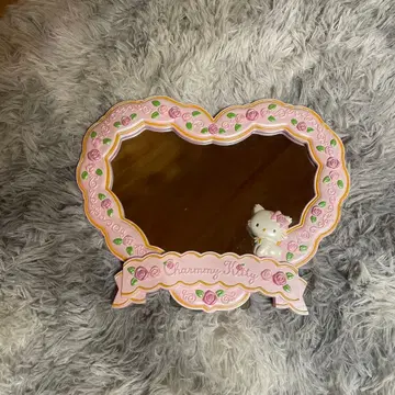 헬로키티 하트형 거울