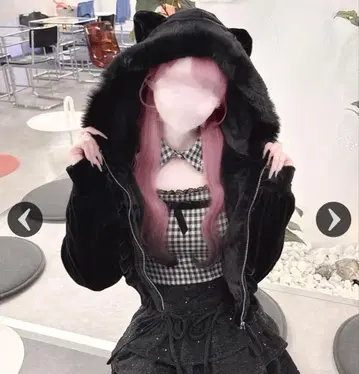 HONEYMEW 허니뮤우 비쥬 장식 고양이 귀 복슬복슬 후드티 블랙