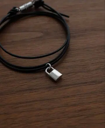 CTHY PADLOCK BRACELET