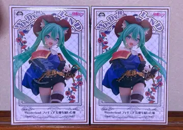 하츠네 미쿠 피규어 장화 신은 고양이 wonderland 2개 세트