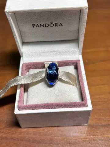 판도라 PANDORA 무라노 유리 참 파랑