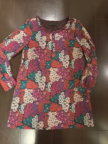 FREE'S PHRASE 꽃무늬 긴팔 튜닉