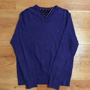 TOMMY HILFIGER V넥 니트 코튼 캐시미어 자수 로고