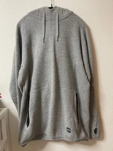 그레이 후드티 소매 구멍 있음 포켓 부착 [sn]super.natural