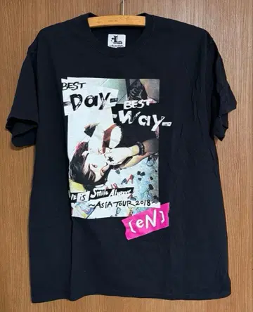 LiSA 티셔츠 사진 ver ASiA TOUR 2018 eN