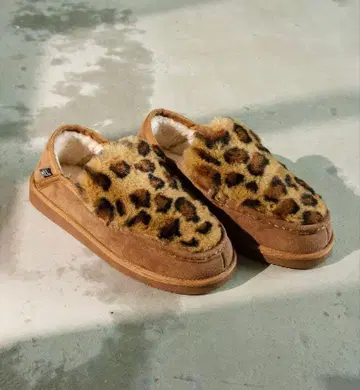 [ 시착만 한 상품 ] MEI 모카신 퍼 슬립온