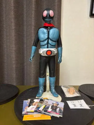 엄청나게 큰 가면라이더 구 1호 피규어 약 40cm 부속품 있음