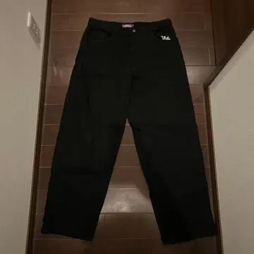 LABROS Smart Daisy Baggy Jeans (Black)