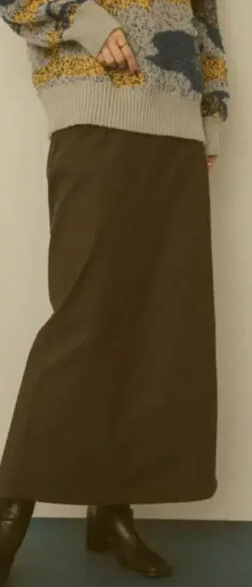 스트레치 서스펜더 하이웨스트 스커트 컬러:BLACK 사이즈:L