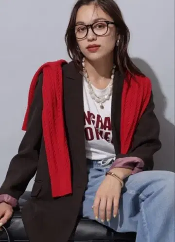 아르페쥬 스토리 W 버튼 테일러드 자켓 브라운