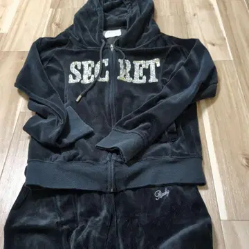 Rady 블랙 셋업 후드 부착