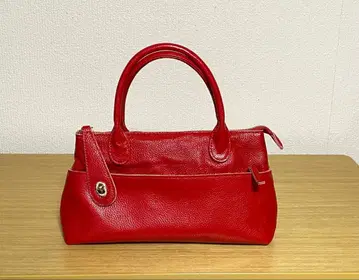 핸드백 레드