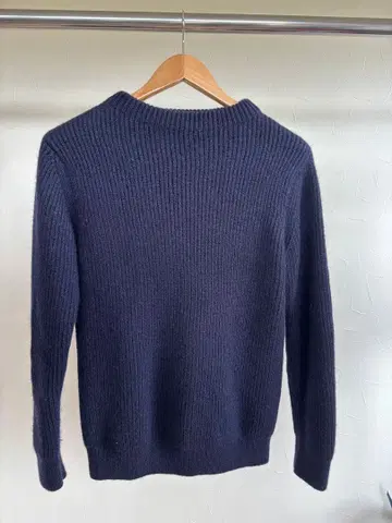 SECOURS 네이비 하찌 스웨터 사이즈 3