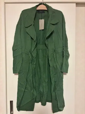 ZARA 그린 밀리터리 자켓 M 사이즈