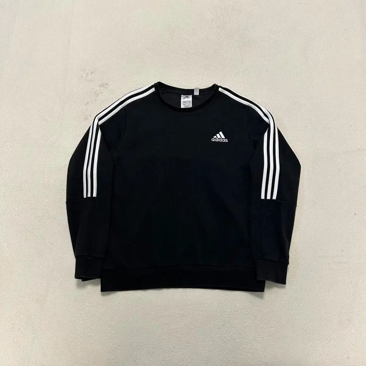 Adidas sweatshirt