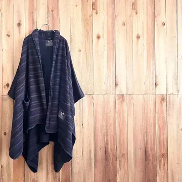 DENHAM 보더 무늬 판초 HAND MADE BLANKET