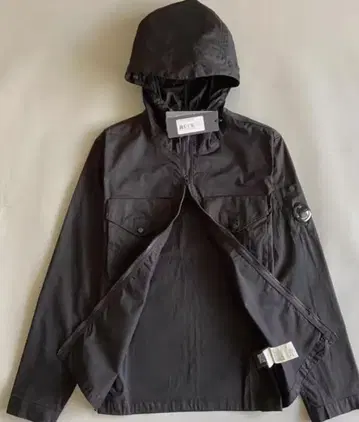 Cp Company 나일론 자켓 블랙 후드 부착 L