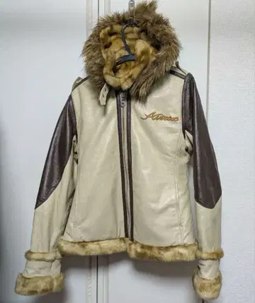 AVIREX 가죽 자켓 후드 보아