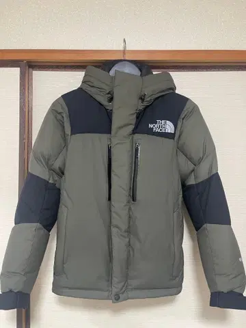 THE NORTH FACE 다운 자켓 올리브 그린