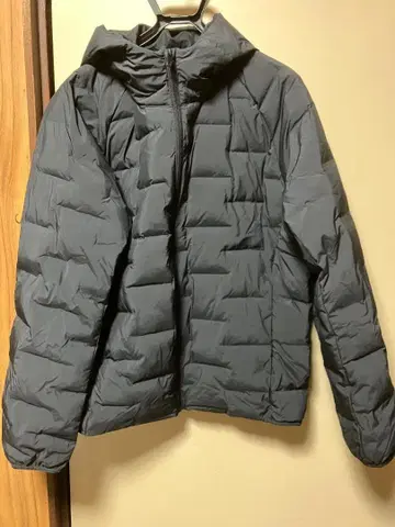 퍼프 테크 후드티 유니클로