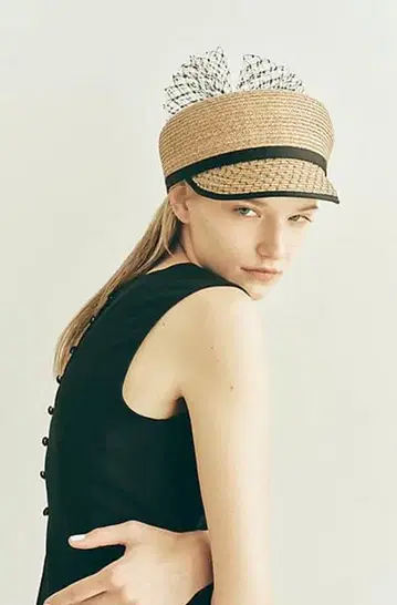 튤 리본 포함 헌팅 캡