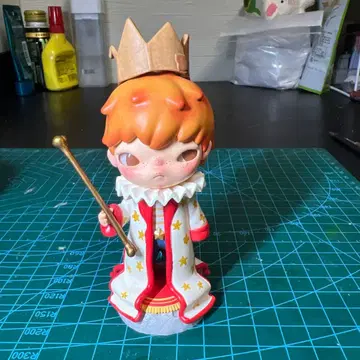 POPMART Hirono x 어린 왕자 시리즈 The King