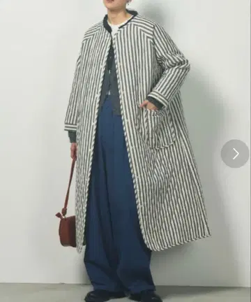 미사용 새상품 Libra Cue [리브라큐] 퀼팅 볼륨 코트