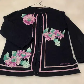 레오나르 럭셔리 비즈 비쥬 사용 가디건 42 사이즈