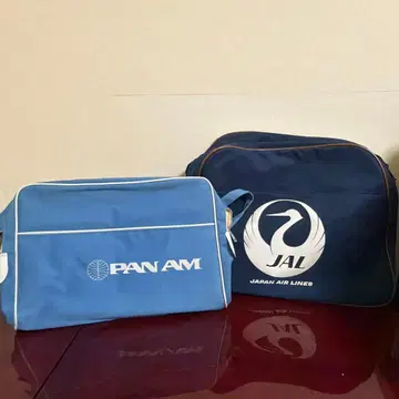 JAL, PAN AM의 숄더백 파랑