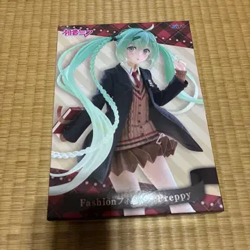 하츠네 미쿠 Preppy 스타일 피규어