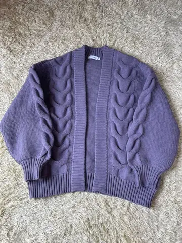 Discoat 케이블 짜임 두꺼운 원단 가디건 퍼플