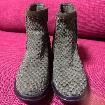 [ 새상품급 ] Gomu56 밴딩 스니커즈 부츠 카키 L 사이즈