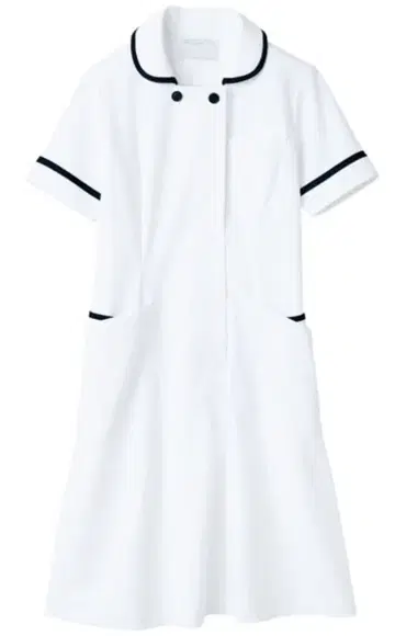 몽블랑 흰 옷 M 사이즈