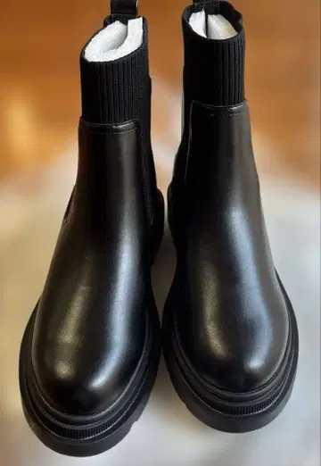 [ 미사용 새상품 ] GU 리브 니트 삭스 부츠 블랙 M