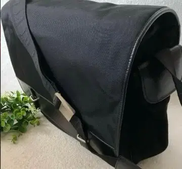 던힐 메신저 백 플랩 남성용 가죽 나일론 블랙