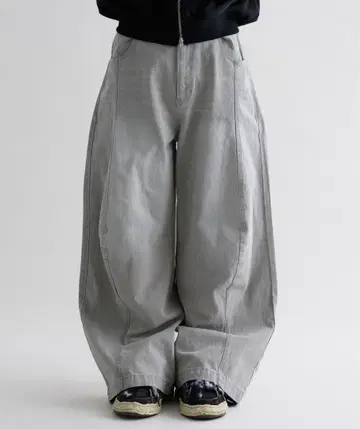 [ L 사이즈 ] 스위치 슬라브 와이드 데님 팬츠 [ 현재 완판템 ]