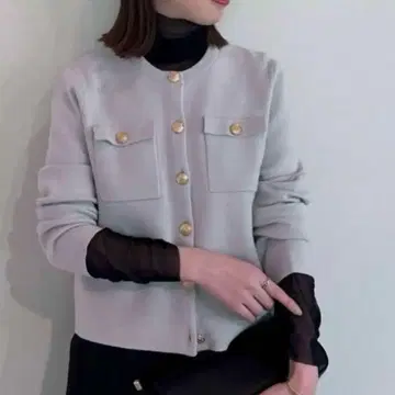 ur s 골드 단추 니트 자켓