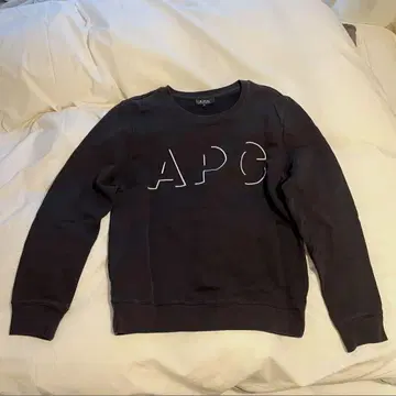 APC 맨투맨 블랙