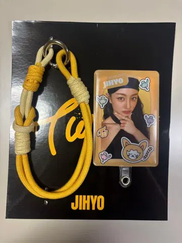 TWICE THIS IS FOR 폰 탭 & 스트랩 & 트레이딩 카드 지효