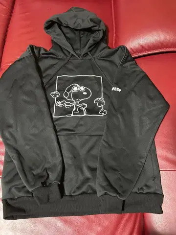 PEANUTS 블랙 방수 후드 부착 후드티 S