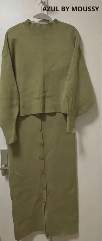 [ 미사용 새상품 ] 택 없음 AZUL BY MOUSSY 니트 셋업 M