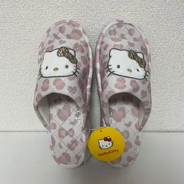 헬로키티 50주년 슬리퍼 레오파드 무늬 아베일