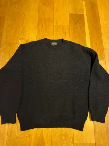 A.P.C. 네이비 뜨개질 스웨터 M 사이즈