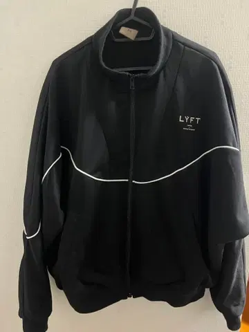 LYFT 트랙 자켓 블랙 M 사이즈 완판템